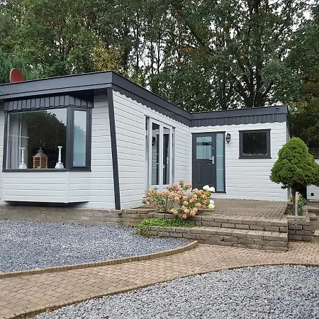 Casa de Férias Chalet Op De Veluwe